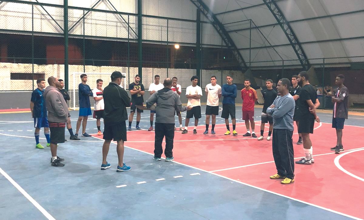 Time de futsal de Angra faz seletiva visando a temporada 2026. Peneira será nos dias 12, 14 e 16