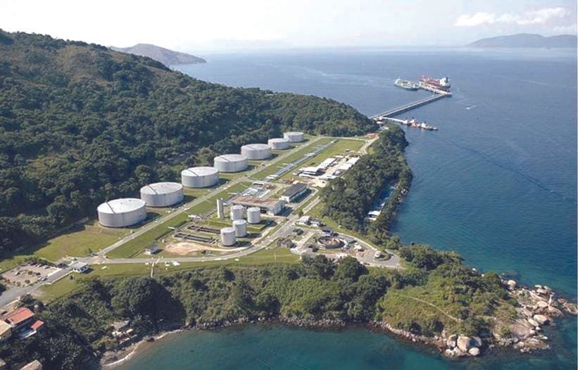 Angra e São Sebastião puxaram  o crescimento do ship to ship no país em 2025