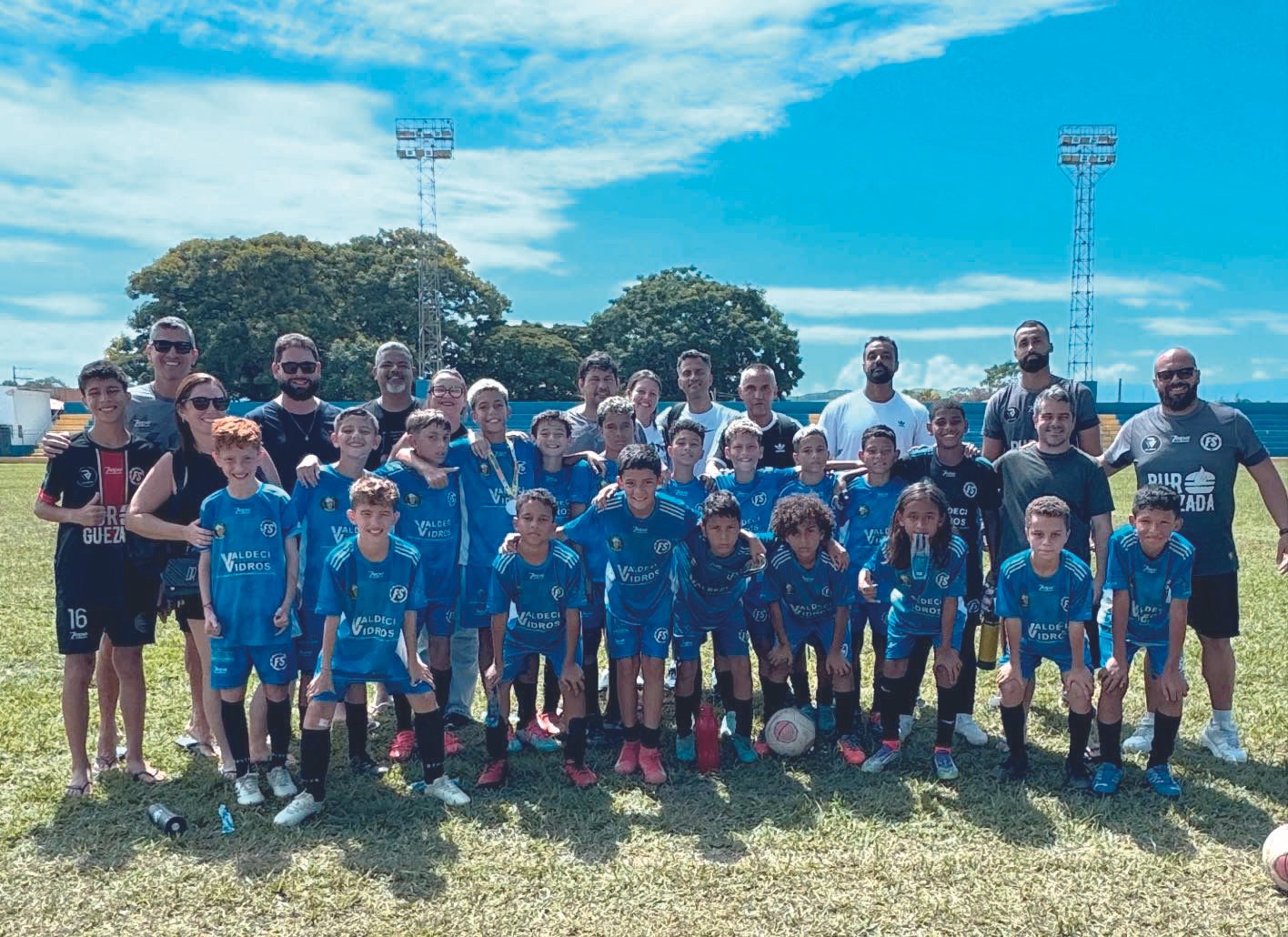 Sub-12 da Escolinha Futshow participa do Cruzeiro Cup Sul-Americana