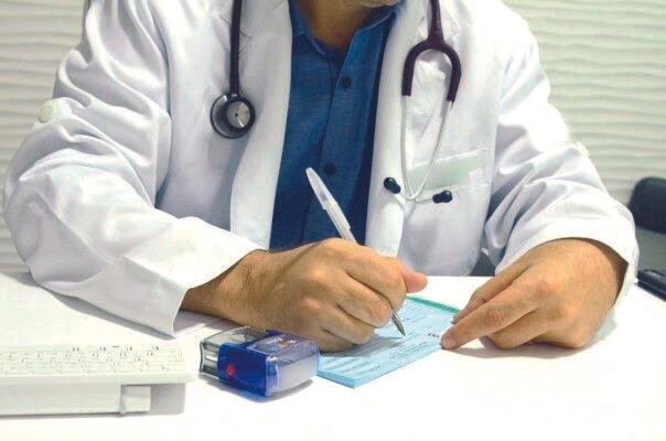 Atrasos nos salários dos Médicos  do Centro de Especialidades do  Parque das Palmeiras são recorrentes