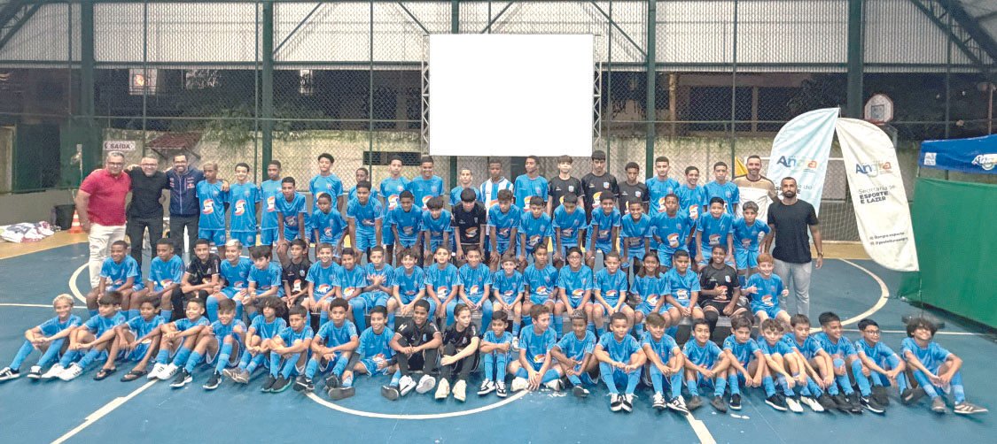 Angra apresenta novos uniformes para a disputa do Metropolitano do Rio