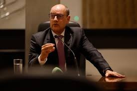 Governo do Estado antecipa salários de março para mais de 450 mil servidores