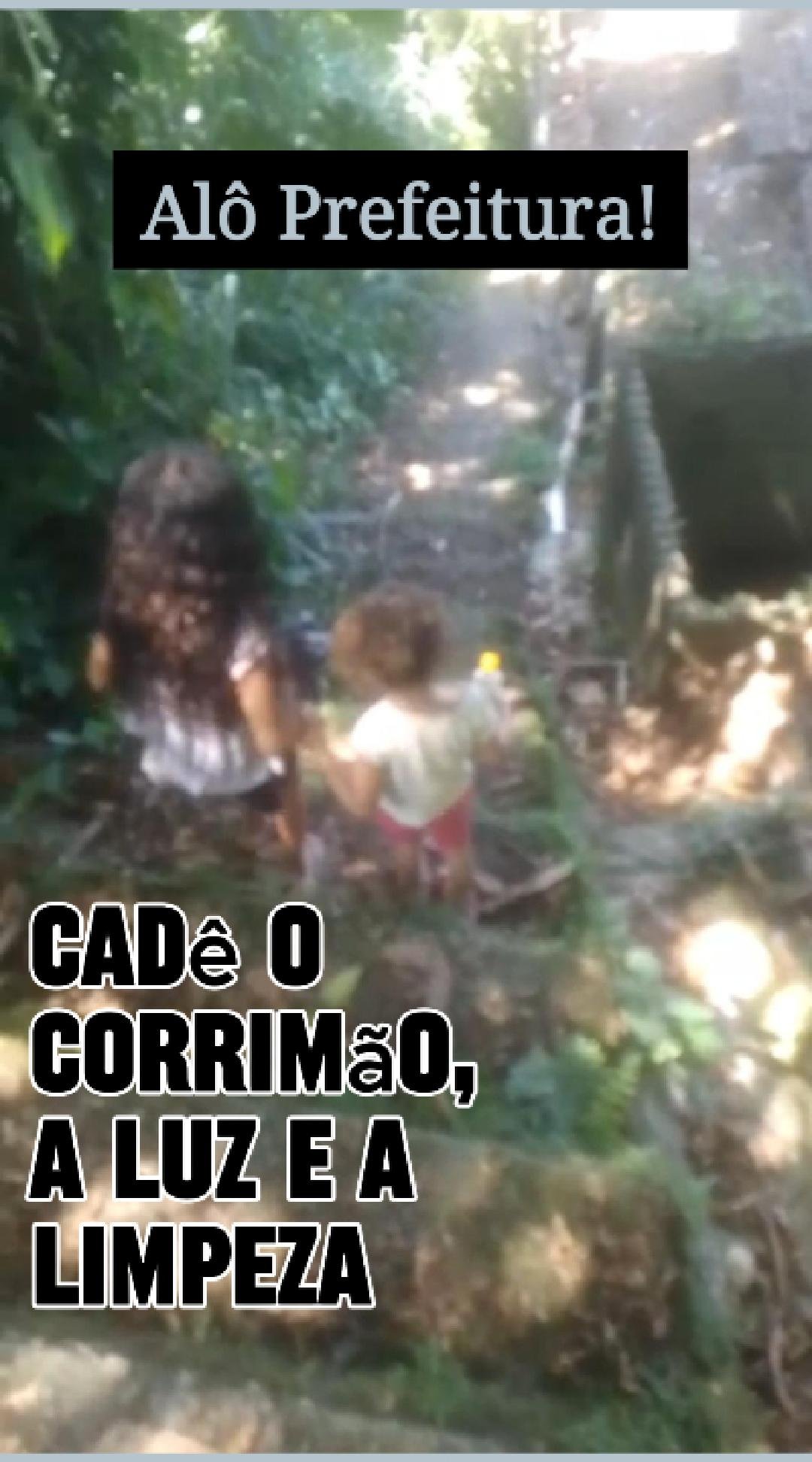 Moradores de Camorim Pequeno denunciam escada sem corrimão e riscos para crianças e idosos em Angra dos Reis