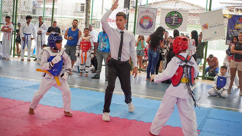 Praça da Porteira recebeu a 5ª Copa Japuíba de Taekwondo