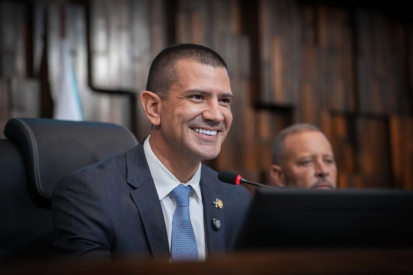 Douglas Ruas (PL) é eleito novo presidente da Alerj