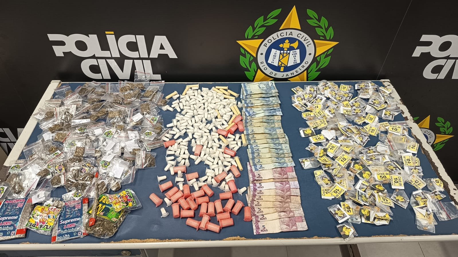 Policiais Civis da 166ª DP fecham boca de fumo no Morro da Fortaleza