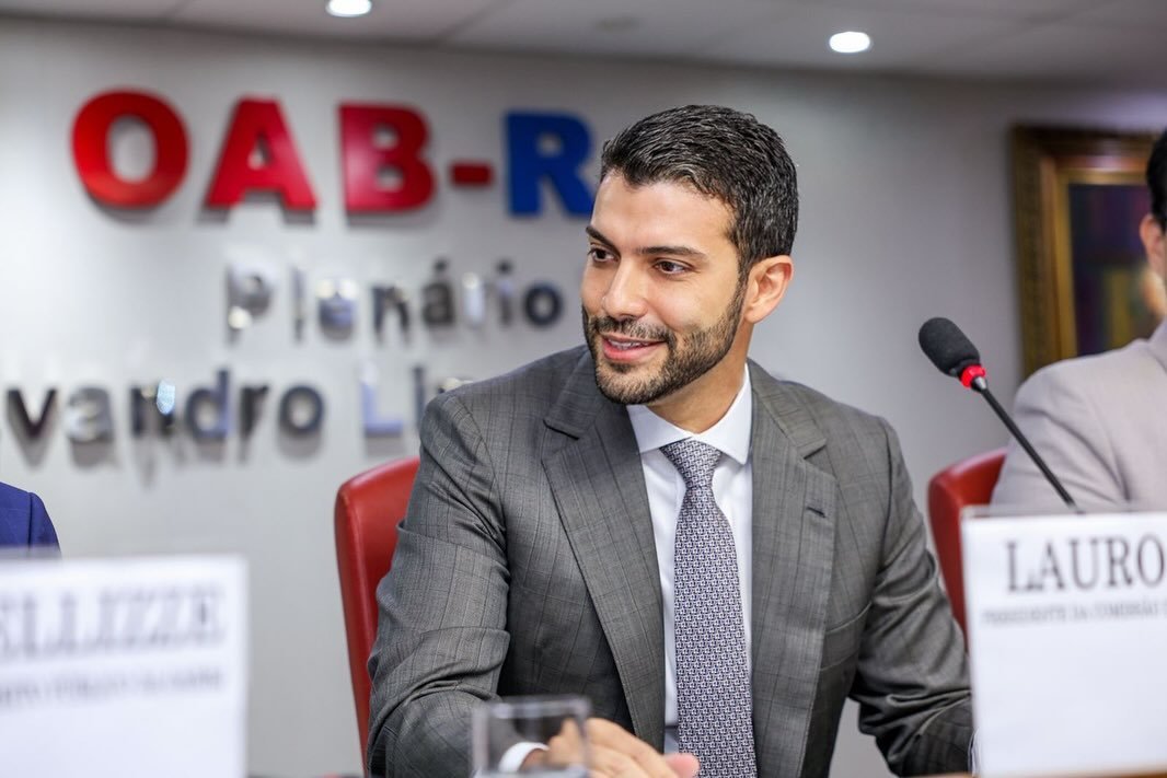 OABRJ empossa Comissão de Direito Público para o triênio 2025-2027