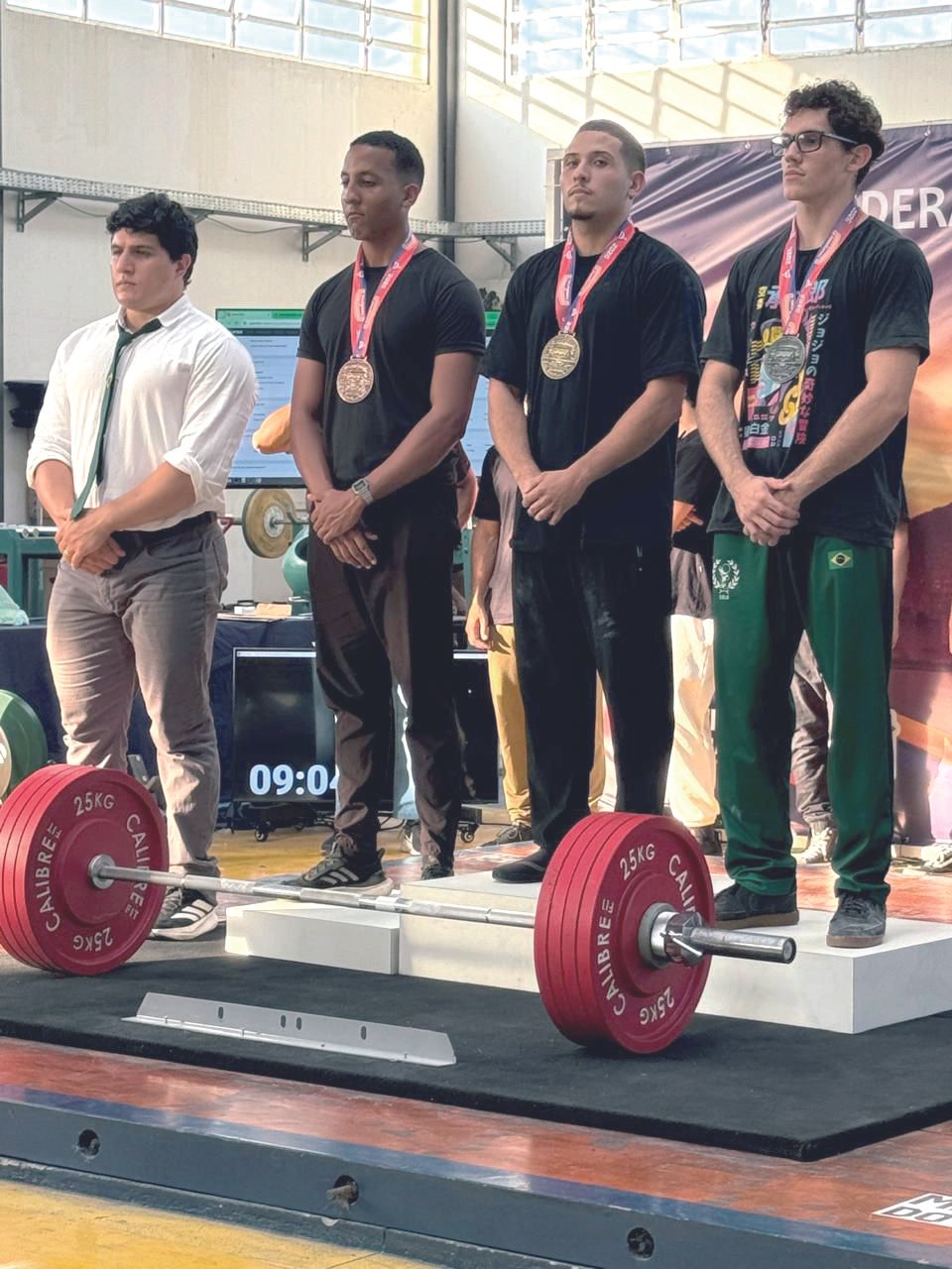 Atleta de Angra conquista ouro no Campeonato Carioca de Powerlifting