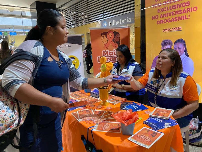 Ação contra abuso infantojuvenil mobiliza MetrôRio e FIA-RJ