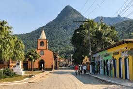 Taxa de R$ 50 para turistas grita alerta na economia local