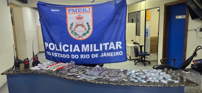 PM de Angra frustra tráfico no Morro da  Glória 2