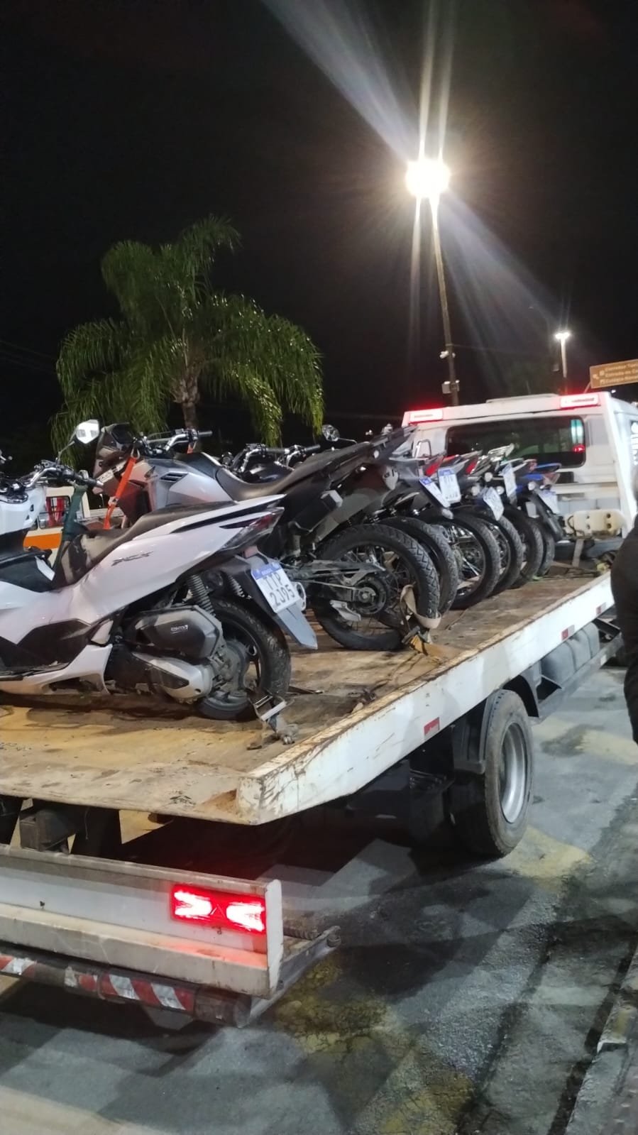 PM apreende sete motos que participavam de um “grau” na Estrada Ponta Leste