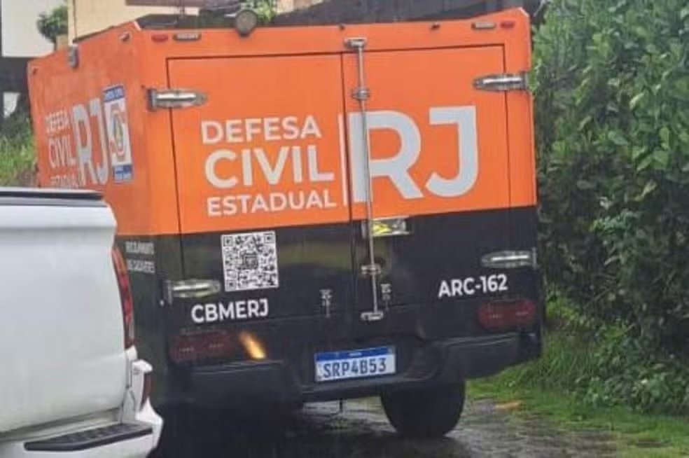 Recém-nascido é encontrado morto no mar de Angra
