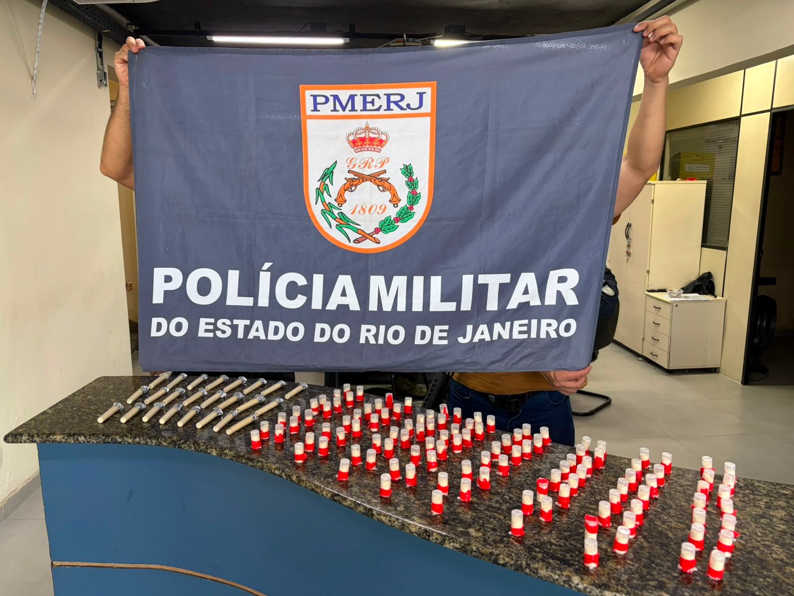P2 troca tiros com traficantes no Campo Belo