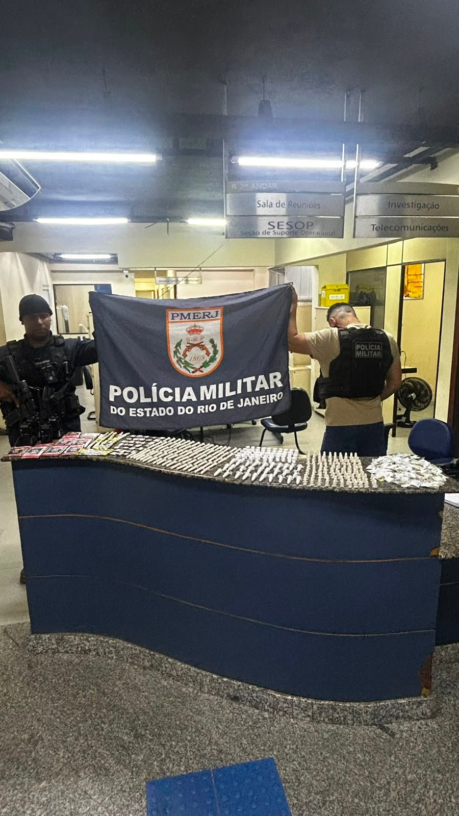 P2 e GAT prendem homem com quatro mandados de prisão na Japuíba