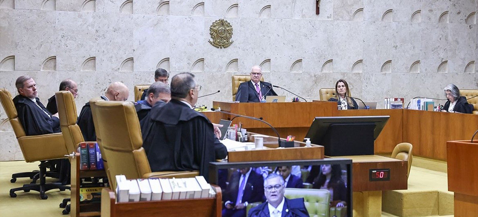 Julgamento do mandato-tampão no Rio volta ao STF nesta quarta