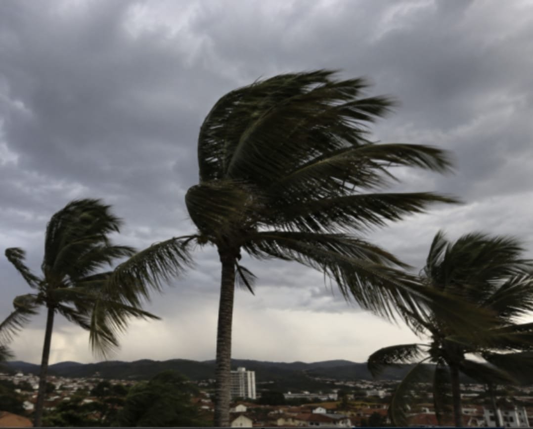 Alerta de ventos suspende aulas municipais em Paraty