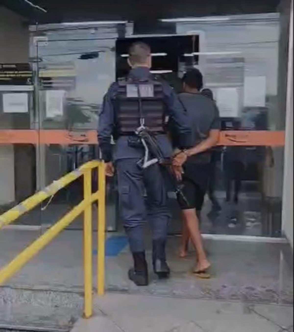 Jovem é preso com moto furtada no Frade