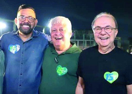 O ex-prefeito que comandou a fábrica de difamação para eleger o próprio secretário agora quer ser deputado federal