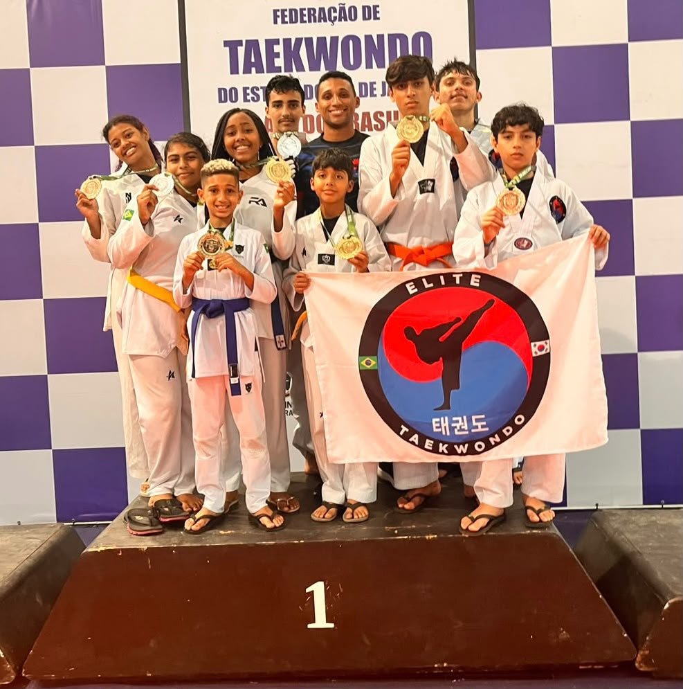 Atletas de taekwondo conquistam nove medalhas na Copa Carioca e garantem vaga na Copa do Brasil