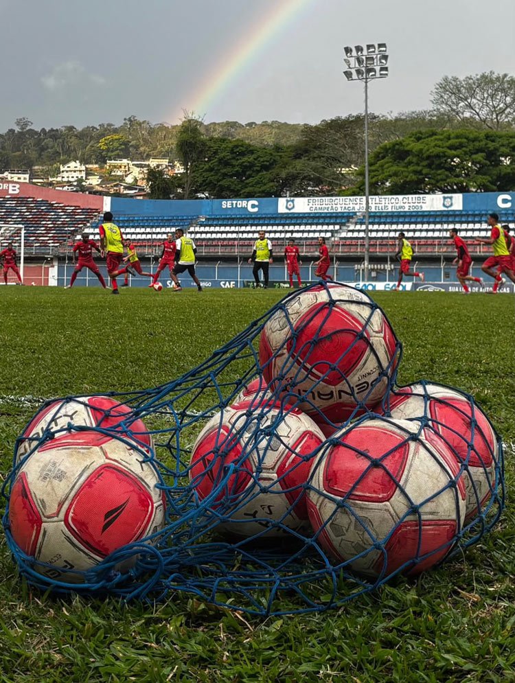 Friburguense goleia Paraty na Série B2