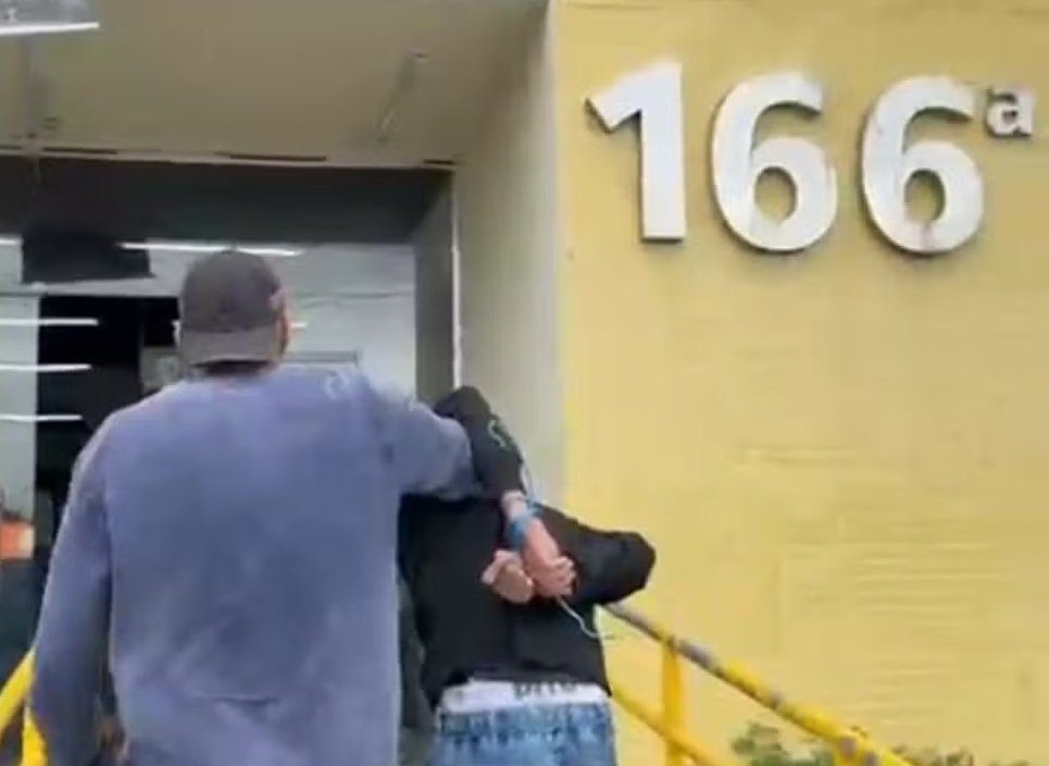 Homem é preso suspeito de tráfico de drogas durante operação no Belém